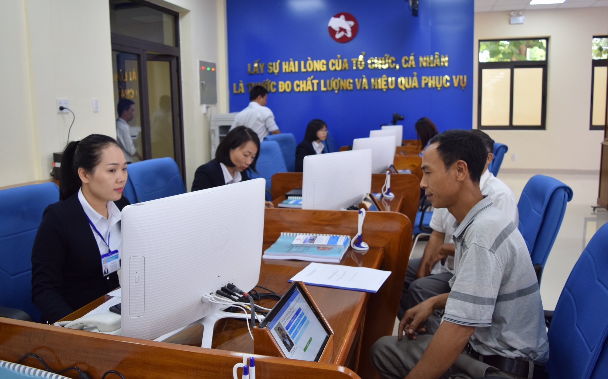 Kết luận số 179-KL/TW của Bộ Chính trị, Ban Bí thư về tiếp tục triển khai các nhiệm vụ hoàn thiện tổ chức bộ máy và hoạt động của mô hình chính quyền địa phương 2 cấp